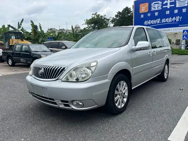 Buick GL8 2012