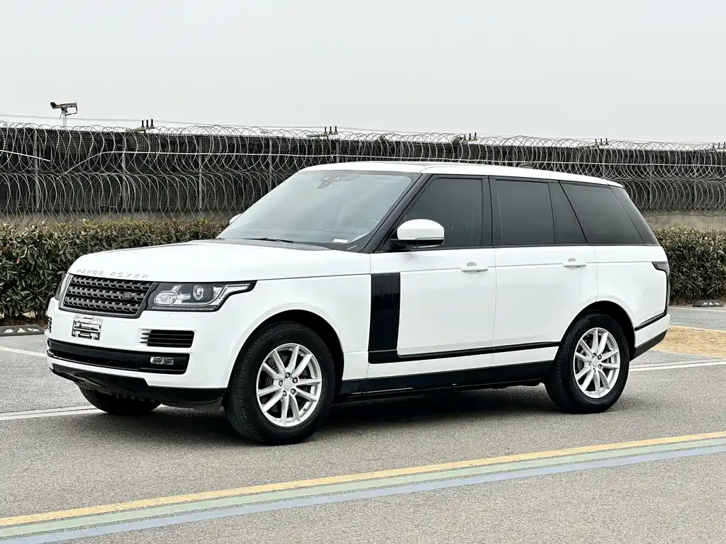 Land Rover Range Rover 2015 — фото 1