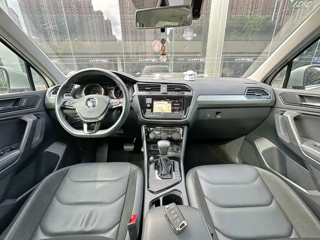 Volkswagen Tiguan L 2019 — фото 9
