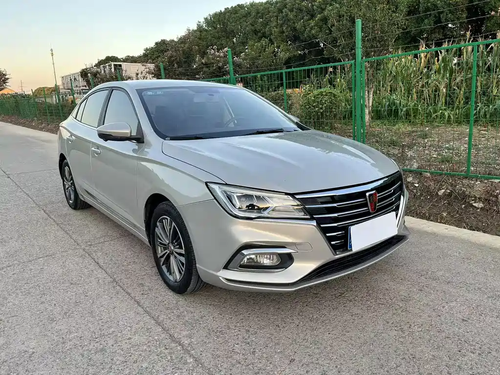 Roewe i5 2019