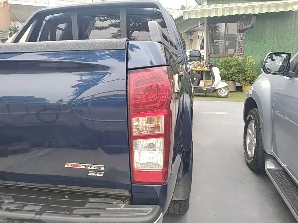 Isuzu D-MAX 2021 — фото 8
