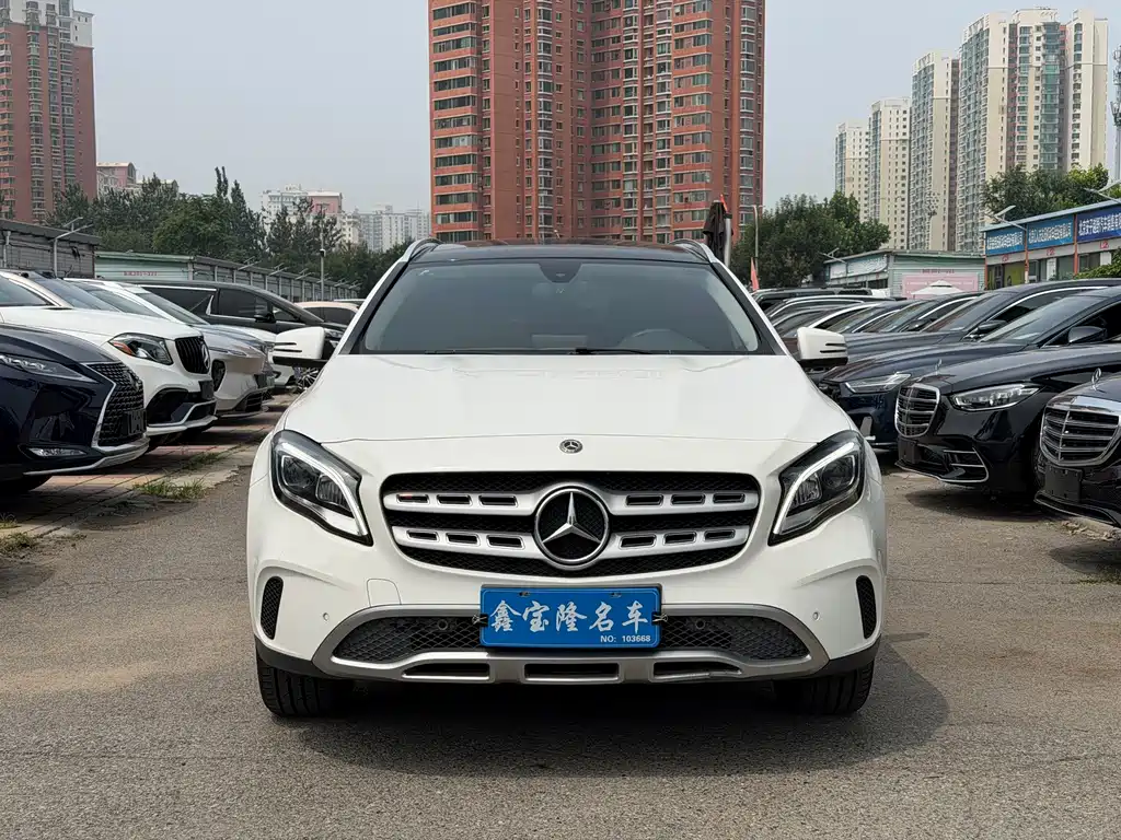 Mercedes-Benz GLA 2017