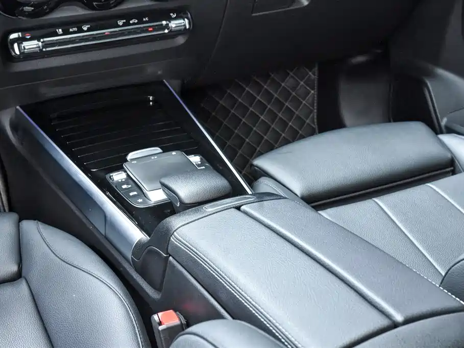 Mercedes-Benz GLB 2021 — фото 16