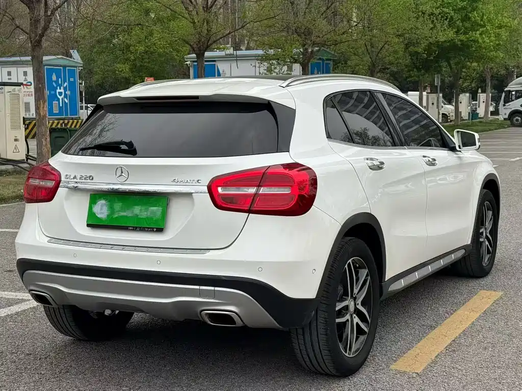 Mercedes-Benz GLA 2017 — фото 9