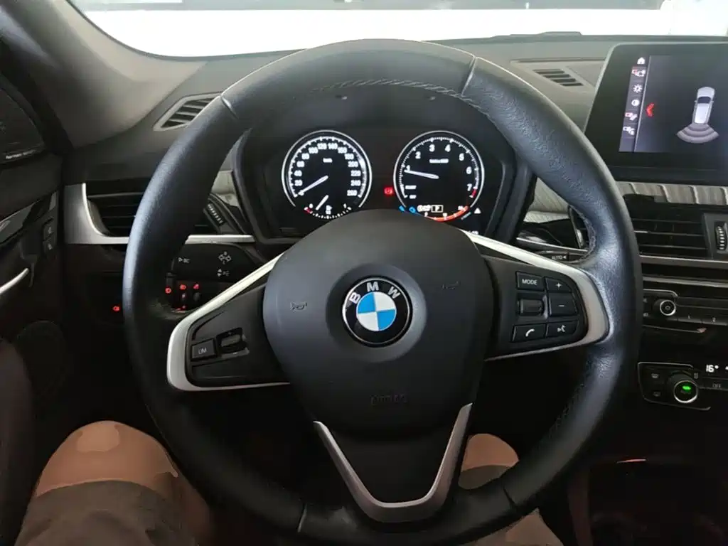 BMW X1 2020 — фото 11