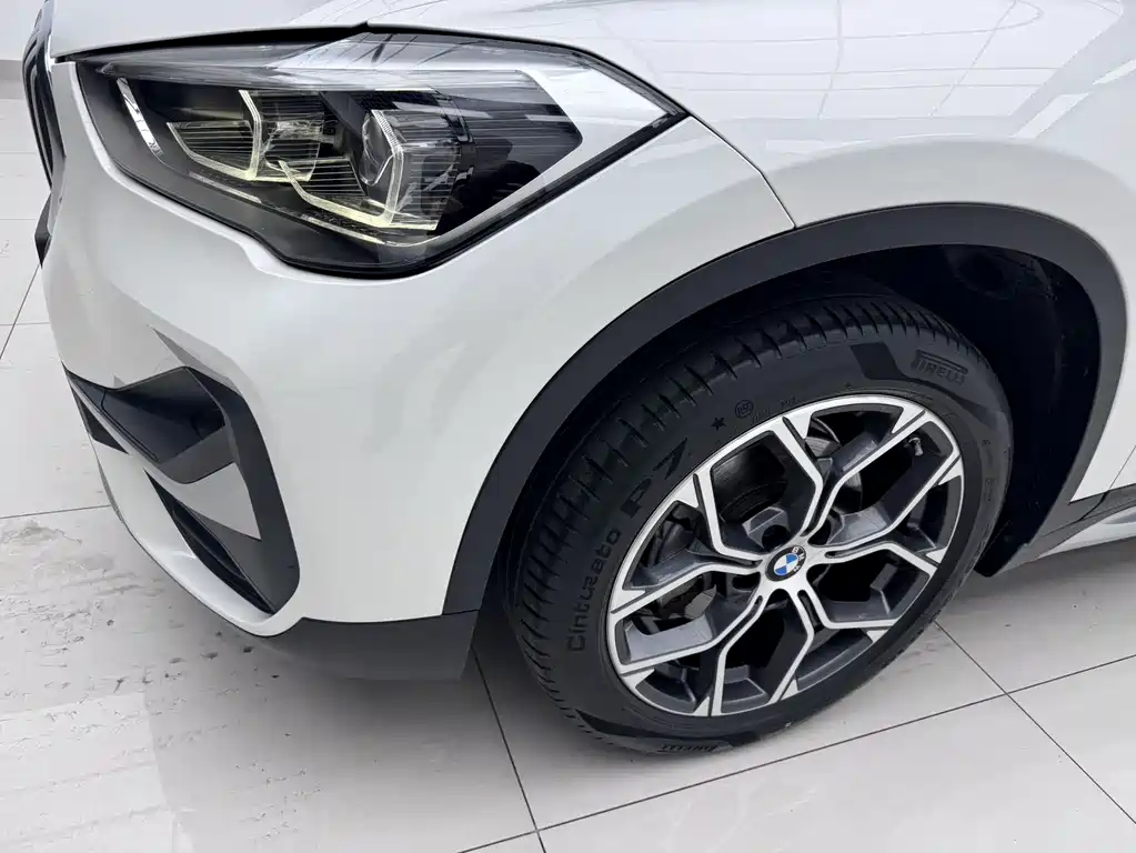 BMW X1 2022 — фото 4