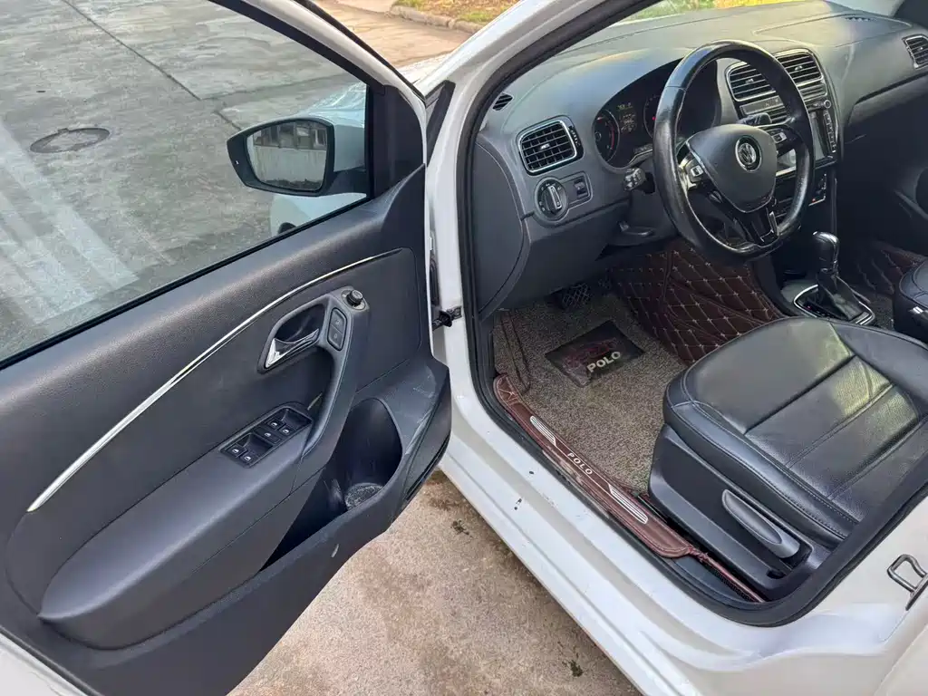 Volkswagen Polo 2016