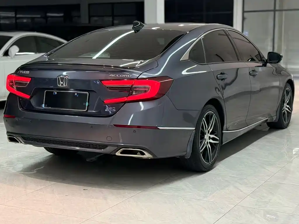 Honda Accord 2022 — фото 4