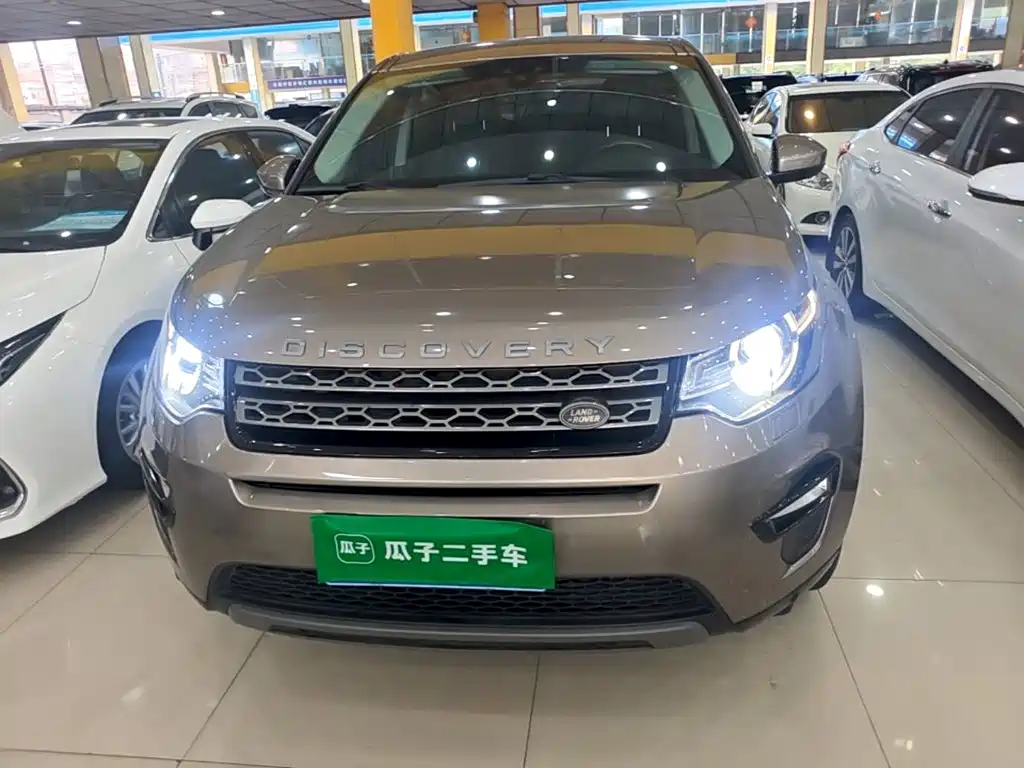 Land Rover Discovery Sport 2017 — фото 3