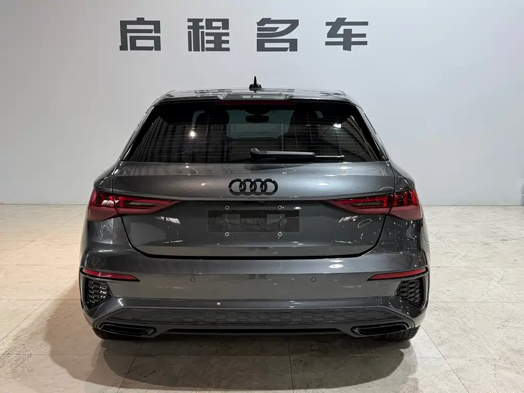 Audi A3 2023 — фото 5