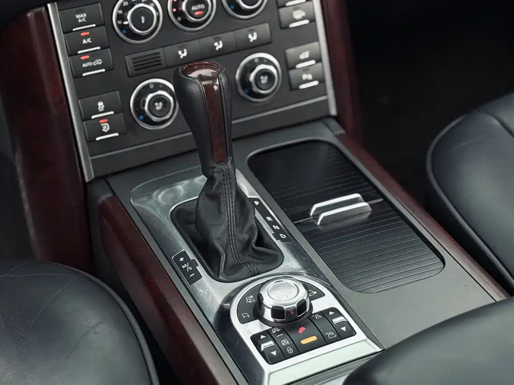 Land Rover Range Rover 2012 — фото 11