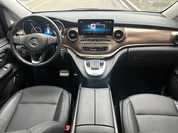 Mercedes-Benz V-Class 2020