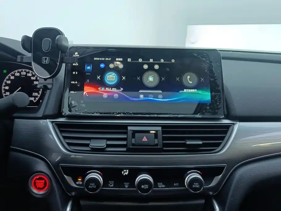 Honda Accord 2022 — фото 13