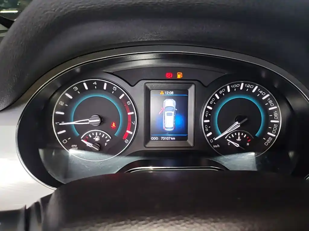 Haval H2 2015 — фото 12