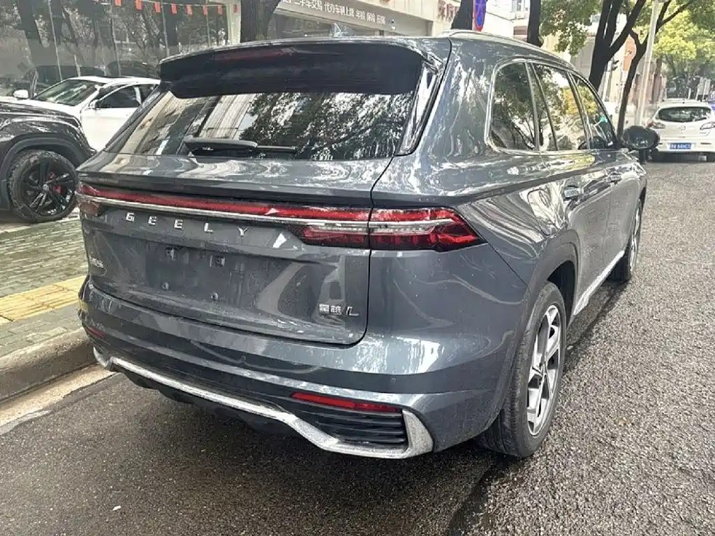 Geely Xingyue L 2022 — фото 17