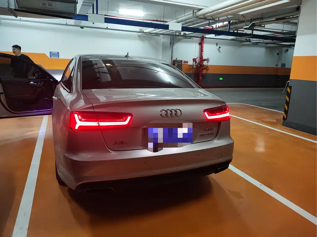 Audi A6L 2018 — фото 2