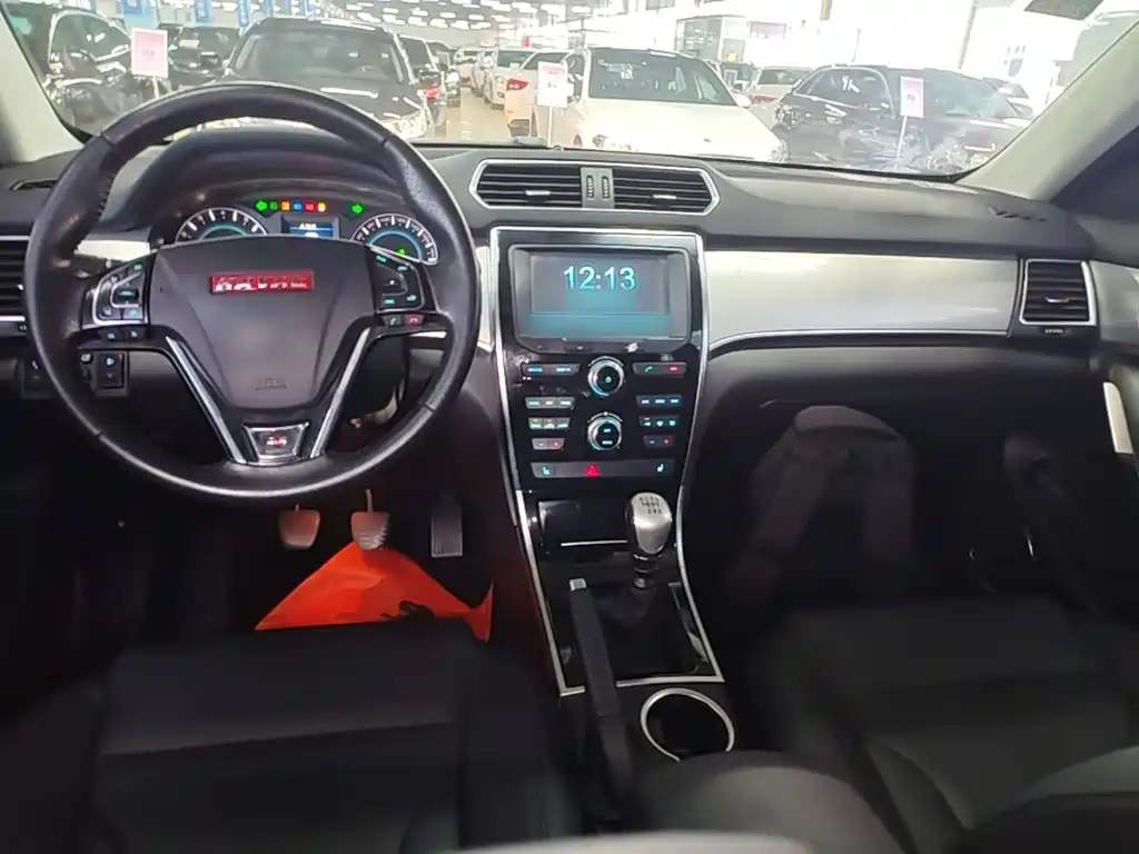 Haval H2 2015 — фото 10