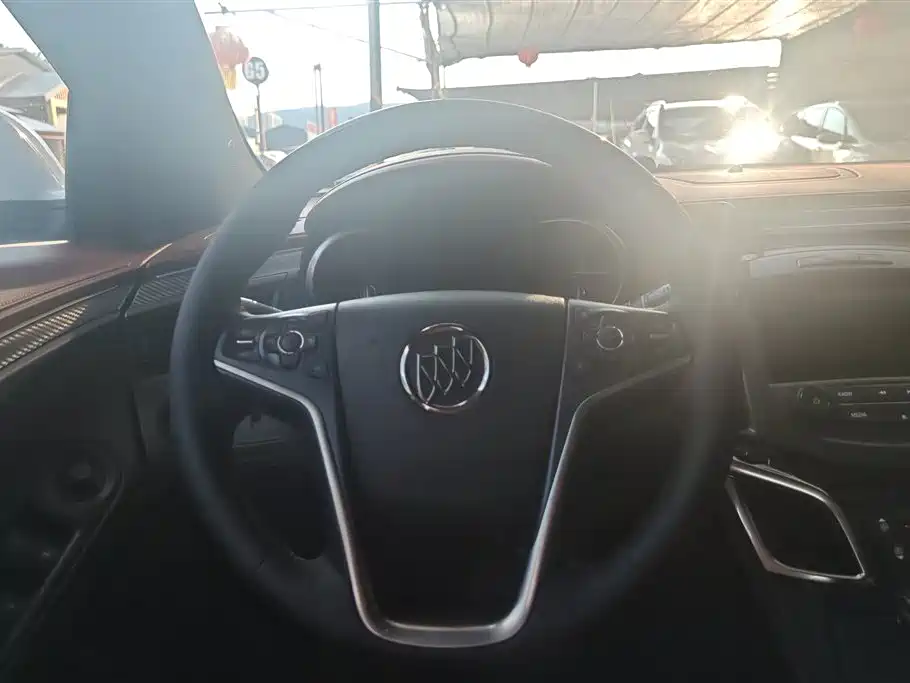 Buick LaCrosse 2014 — фото 14