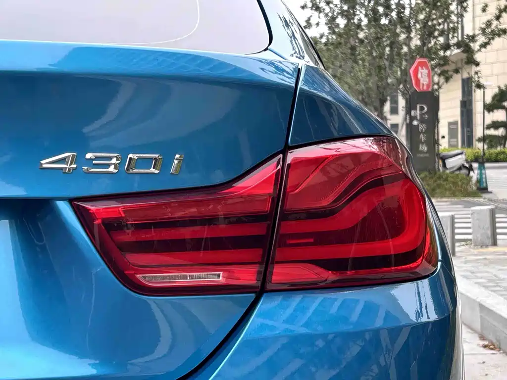 BMW 4 Series 2018 — фото 9
