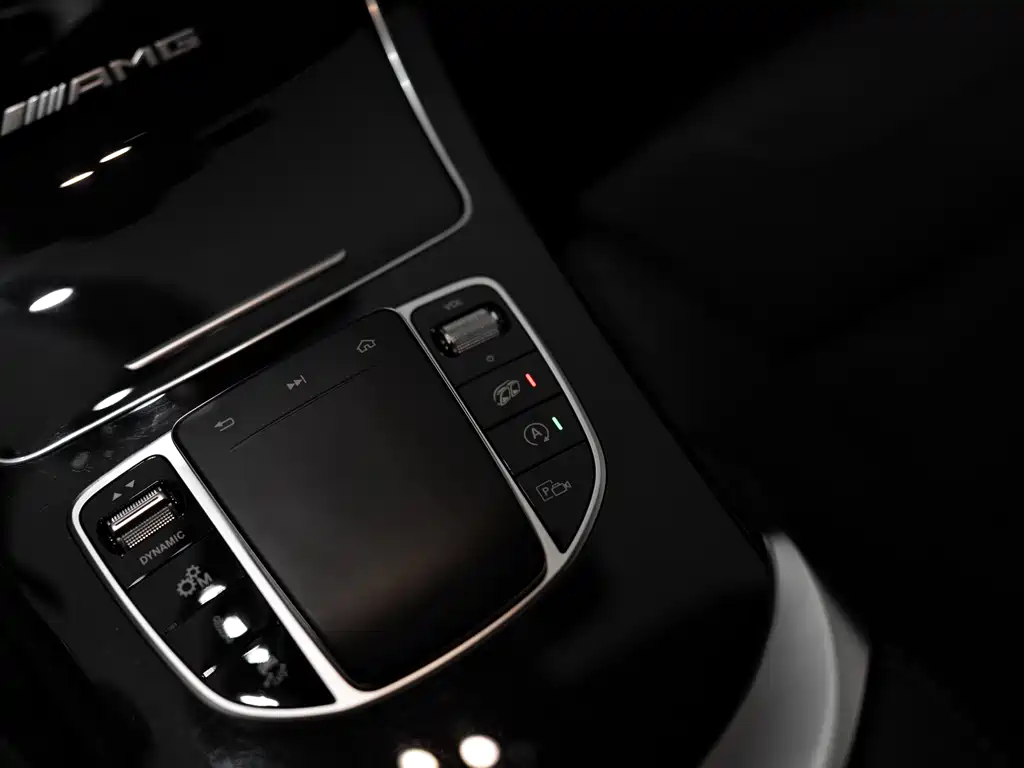 Mercedes-Benz C-Class AMG 2020 — фото 17