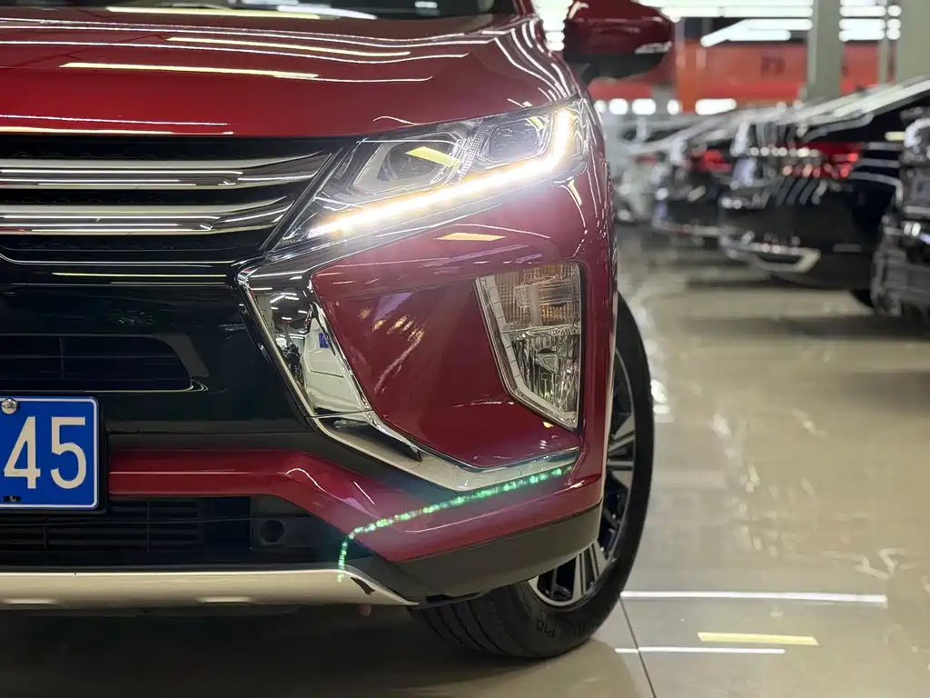 Mitsubishi Eclipse Cross 2018 — фото 21