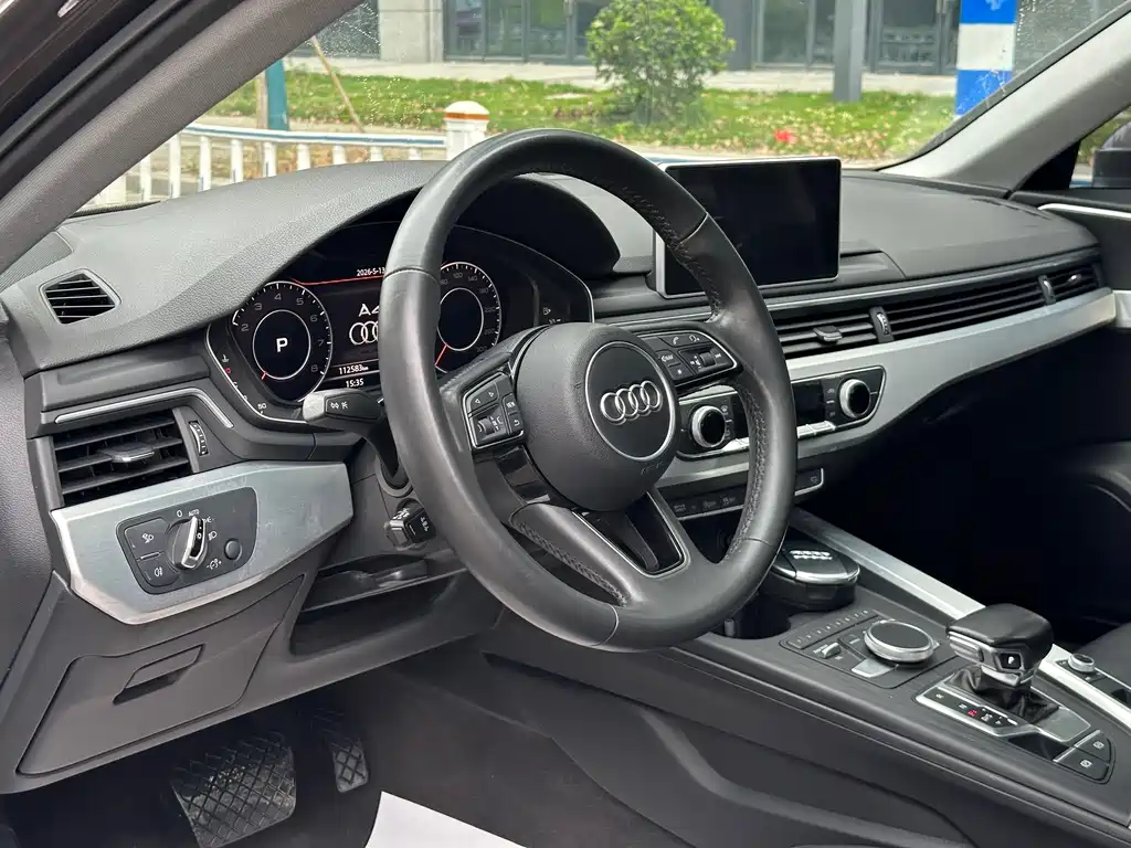 Audi A4L 2018 — фото 6