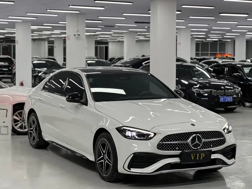 Mercedes-Benz C-Class 2025 — фото 3