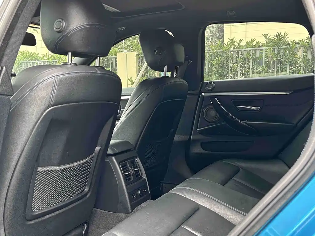 BMW 4 Series 2018 — фото 19