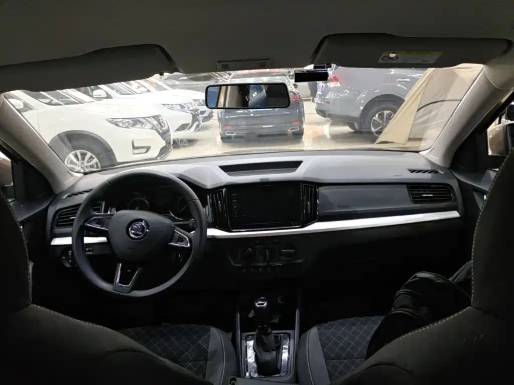Skoda Kamiq 2021 — фото 10