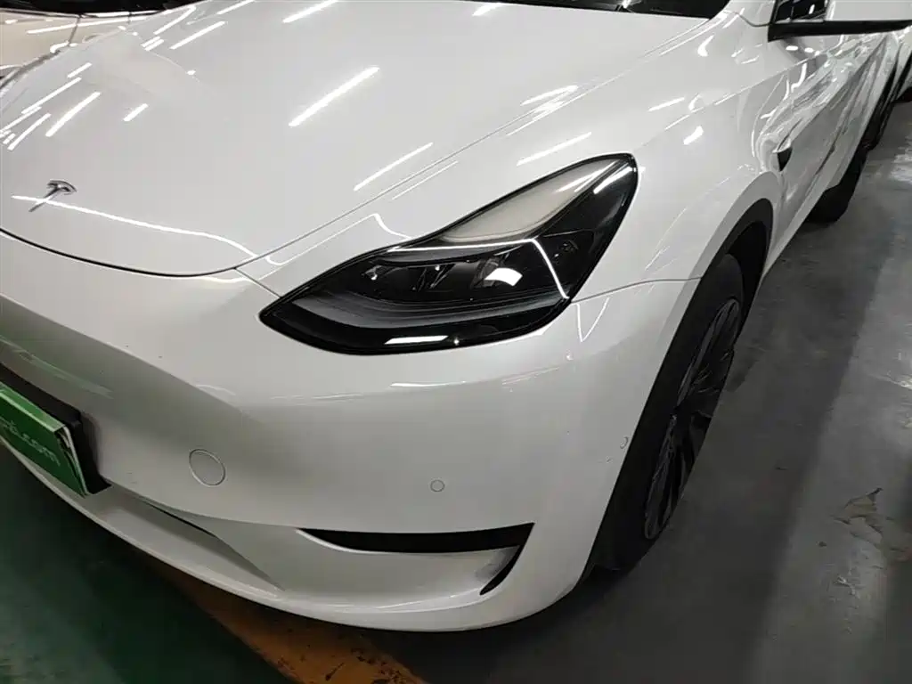 Tesla Model Y 2022 — фото 24
