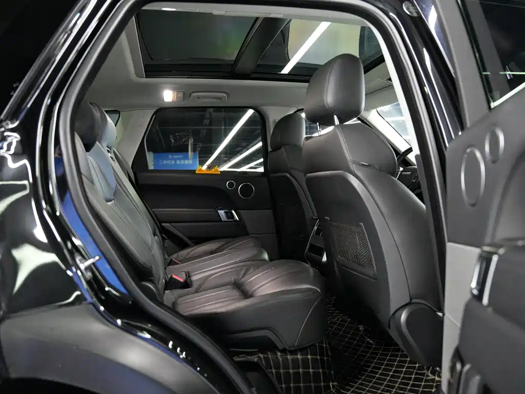 Land Rover Range Rover Sport 2018 — фото 15