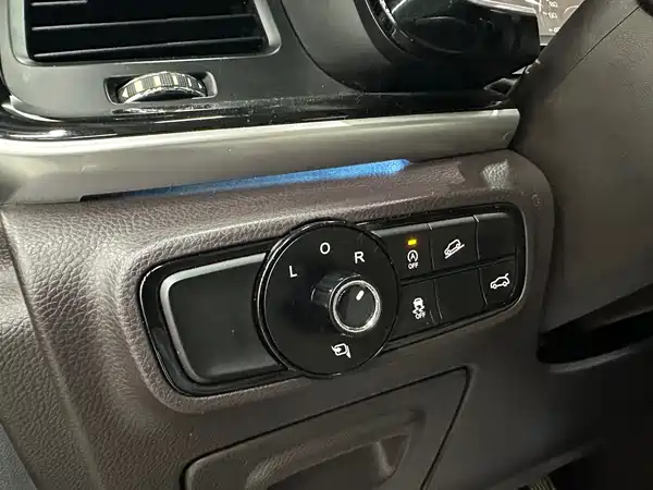 GAC Trumpchi M8 2021