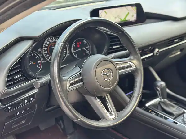 Mazda 3 Axela 2021
