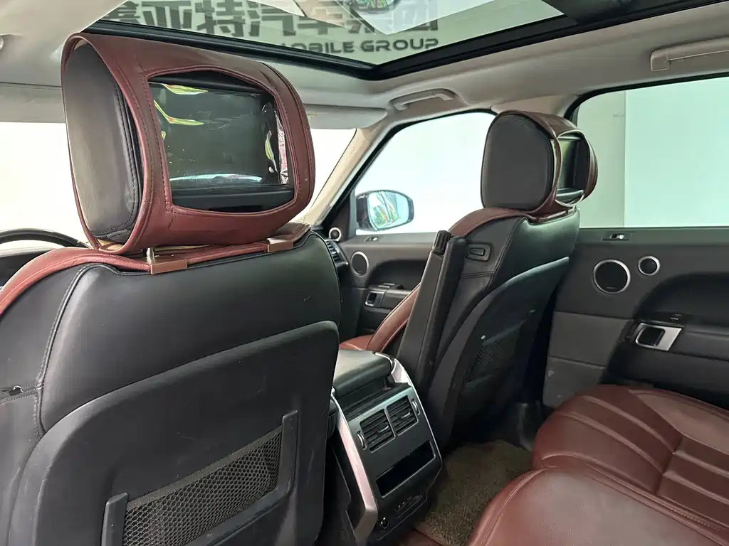 Land Rover Range Rover Sport 2014 — фото 18