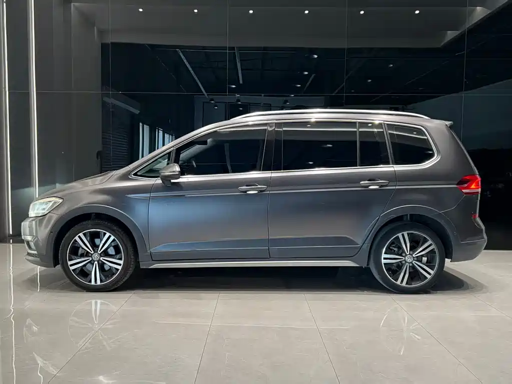 Volkswagen Touran 2020