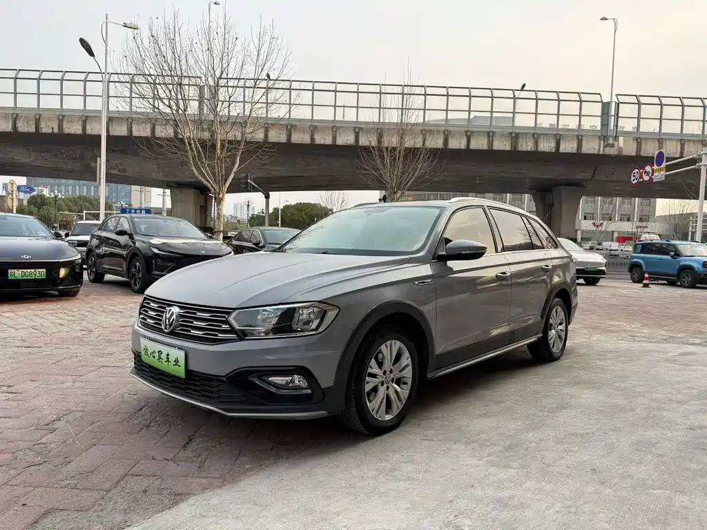 Volkswagen C-Trek 2017 — фото 1