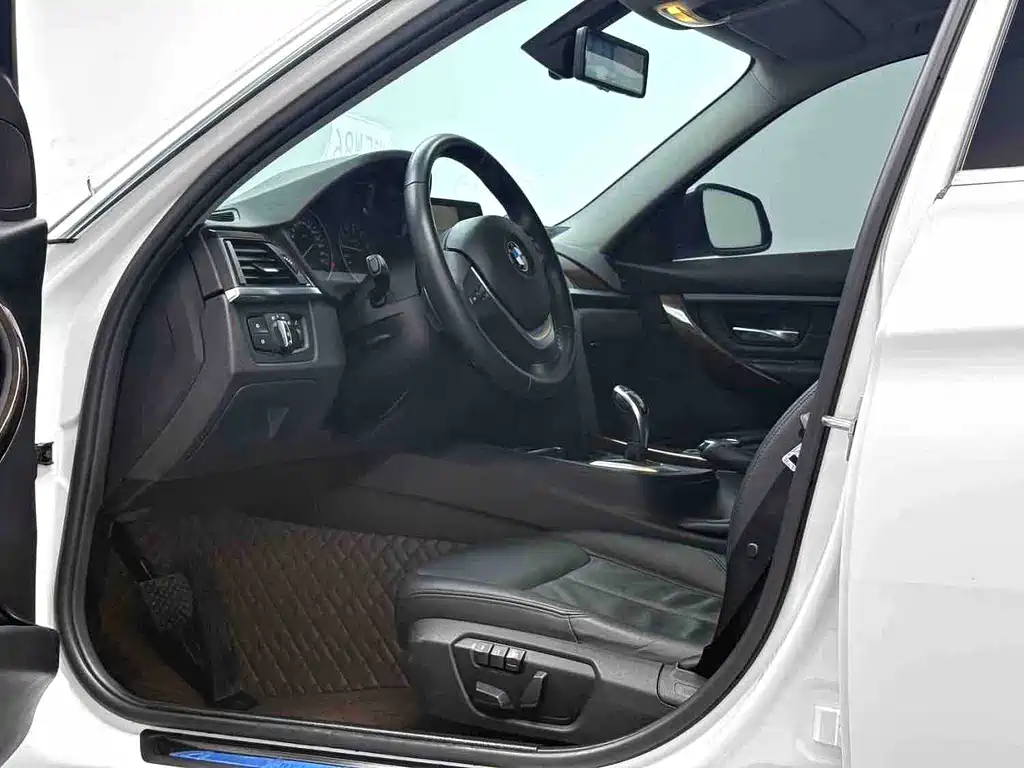 BMW 3 Series 2015