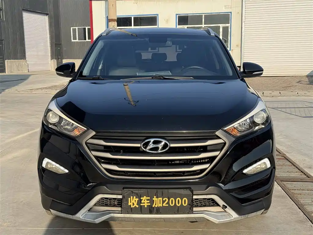 Hyundai Tucson 2016 — фото 1