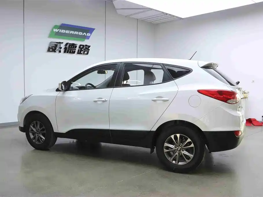 Hyundai ix35 2015 — фото 5