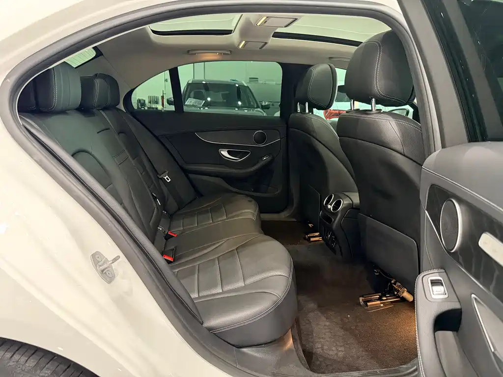 Mercedes-Benz C-Class 2020 — фото 11