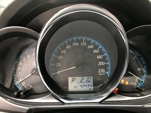 Toyota Yaris L 2019