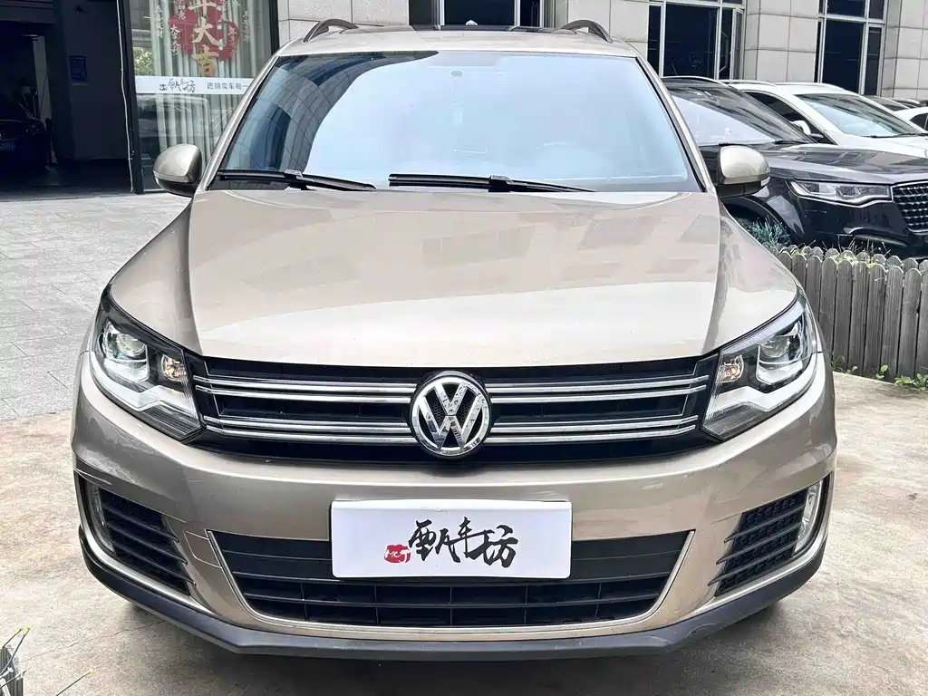 Volkswagen Tiguan 2016 — фото 2