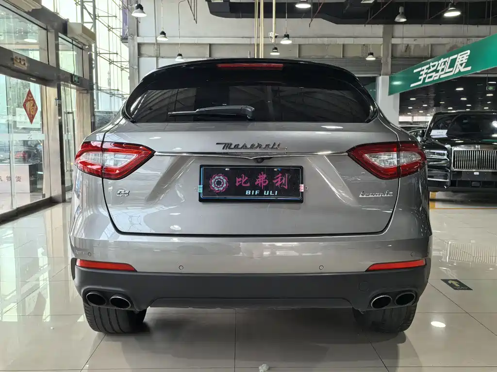 Maserati Levante 2019 — фото 10