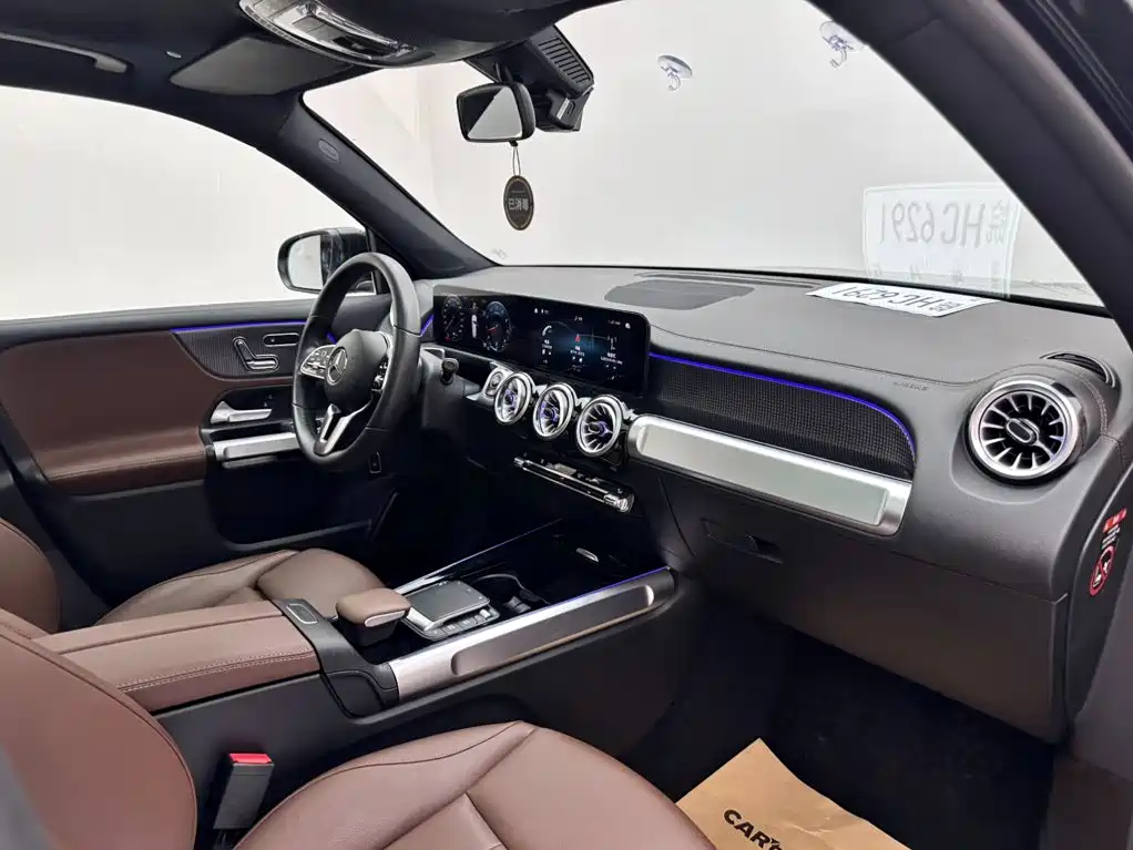 Mercedes-Benz GLB 2022 — фото 11