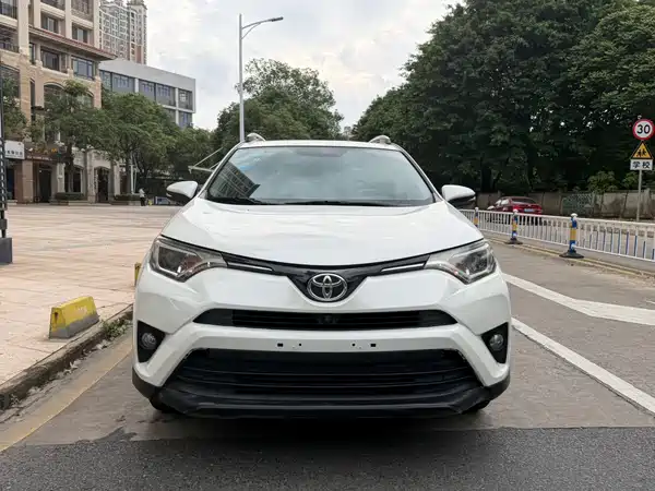 Toyota RAV4 2016