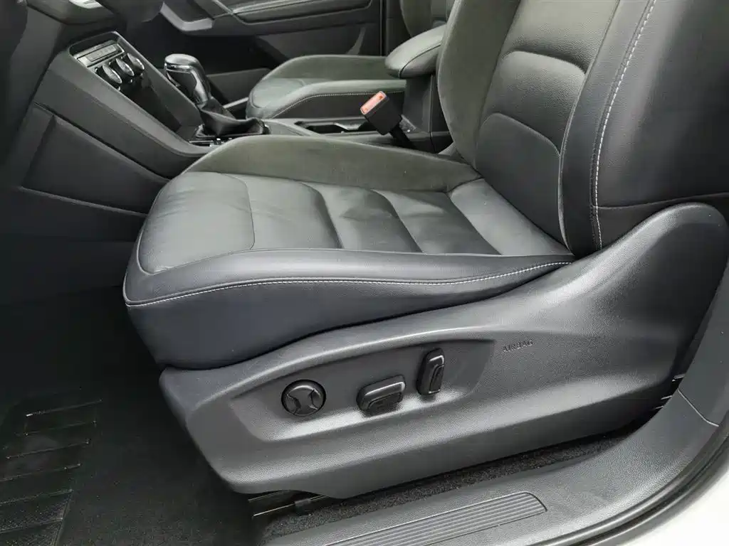 Volkswagen Tiguan L 2019 — фото 20