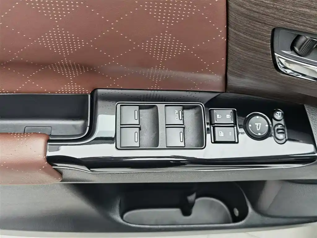 Honda Odyssey 2022 — фото 9