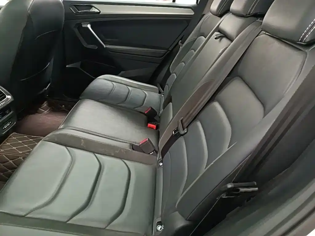 Volkswagen Tiguan L 2020 — фото 17