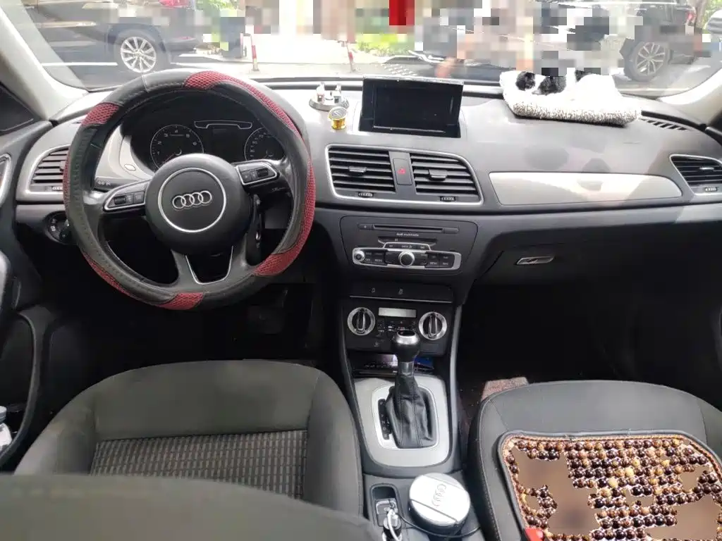 Audi Q3 2015 — фото 6