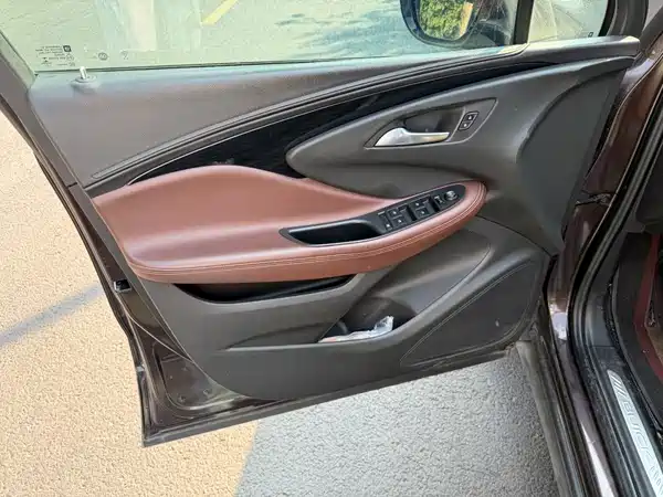 Buick Envision Plus 2021